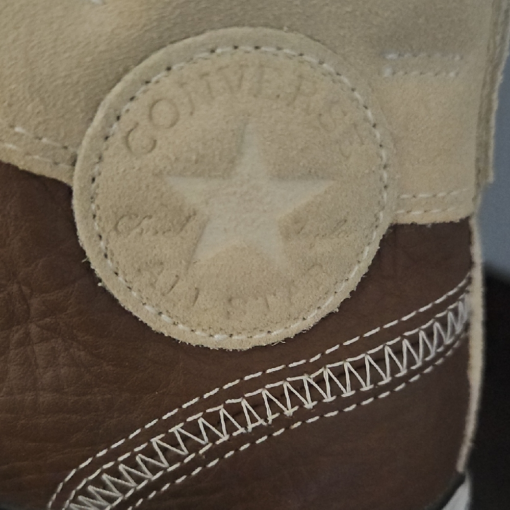 Converse Chuck Taylor ALL STARS, Brown and Cream High-Top Sneakers, 10 US - Picture 9 of 16